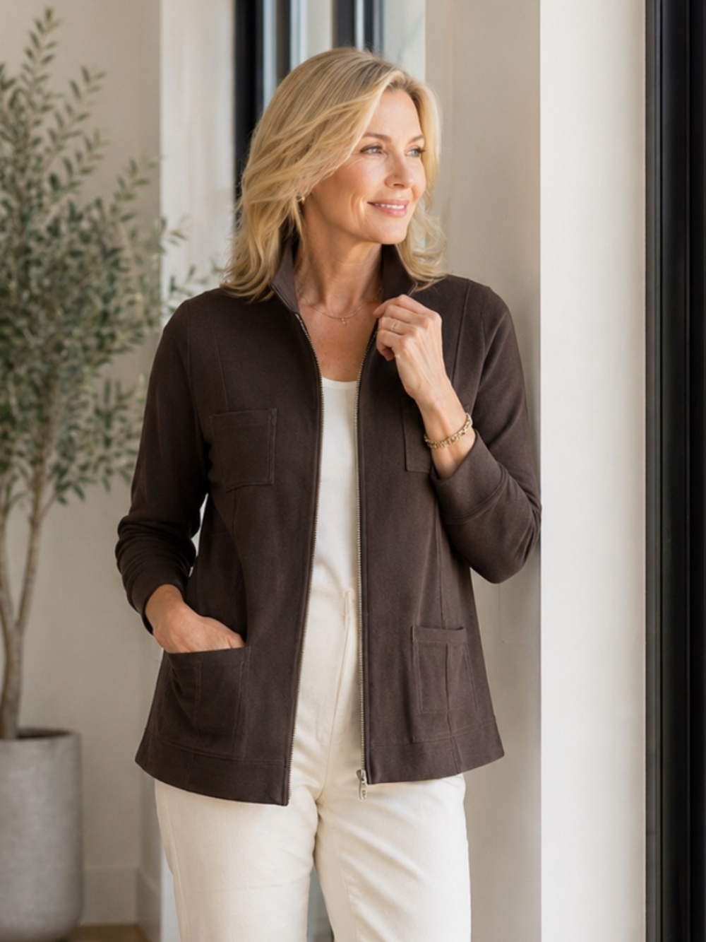Chico’s Brown Ponte Knit Zip Front Jacket Size 3 XL Stretch